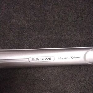BaByliss PRO Titanium Xtreme Hair Straightener - Silver